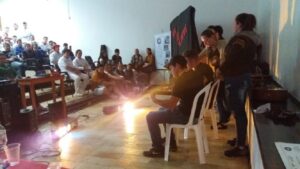 Paródias da Prevenção é marcado por animação e sensibilização na Unidade da Aurora em Chapecó (SC)