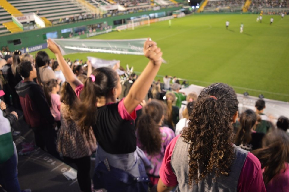 Programa Vozes do Corpo: dança, arte e educação!