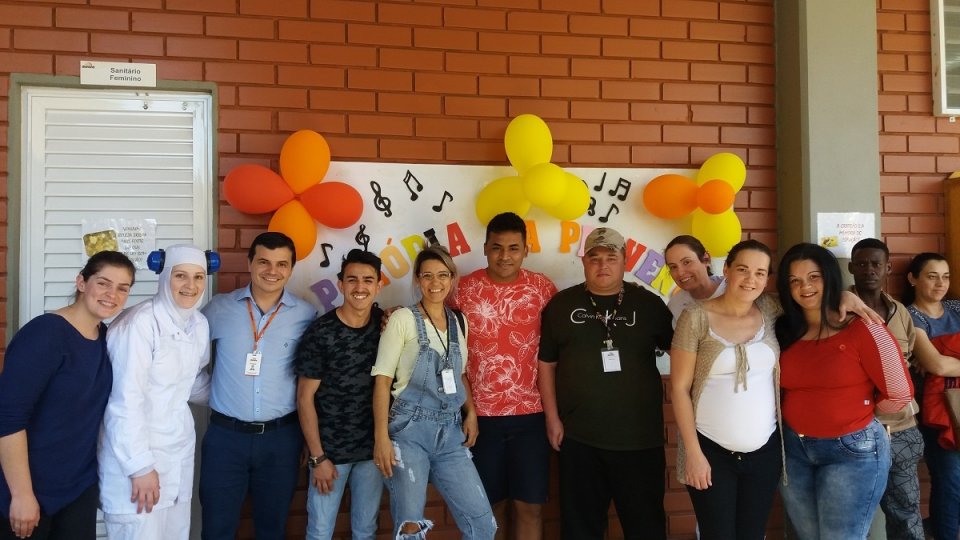 Nove equipes abordaram prevenção e saúde nas Paródias da Unidade da Aurora em Joaçaba (SC)