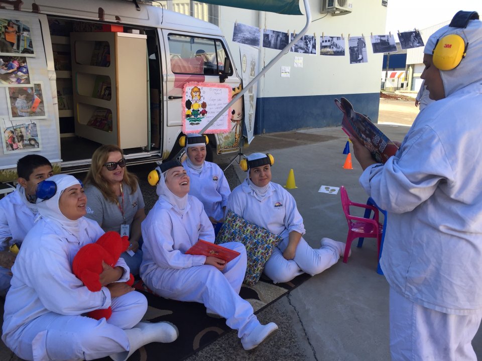 Empregados do FACH II se divertem com programação da Hora mais Gostosa da FALB