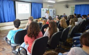 Eco Cooperação na E.E.B. Luiza Santin de Chapecó