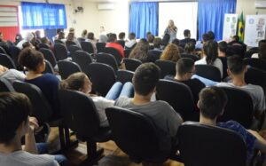 Leitura e Contação de Histórias na E.E.B. Luiza Santin