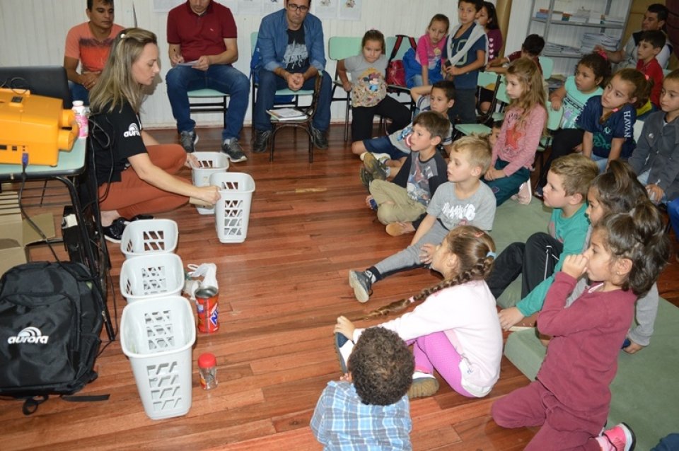 Programa de Educação Ambiental da FALB contribuindo com o Lixo Zero