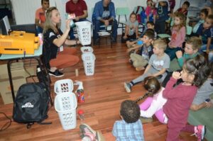 Programa de Educação Ambiental da FALB contribuindo com o Lixo Zero