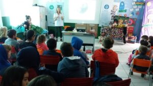 Programa de Educação Ambiental da FALB contribuindo com o Lixo Zero