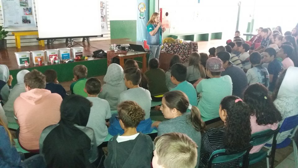 Incentivo à leitura nas escolas de Chapecó/SC