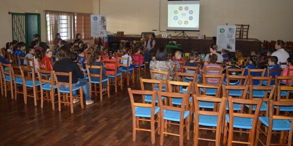 Programa Roda de Leitura no município de União do Oeste/SC