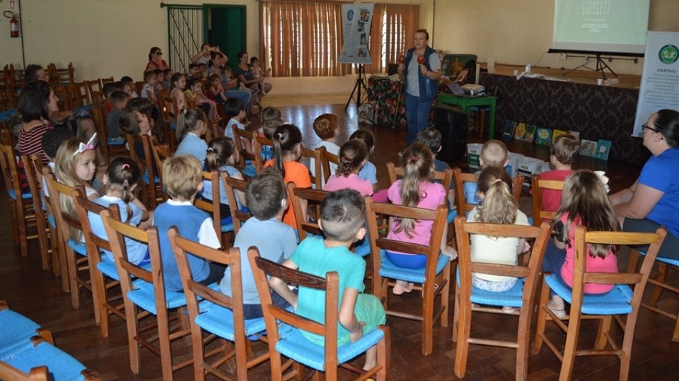 Programa Roda de Leitura no município de União do Oeste/SC