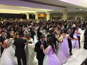 Sessenta e seis casais dizem “sim” no Casamento Cooperado da Fundação Aury Luiz Bodanese