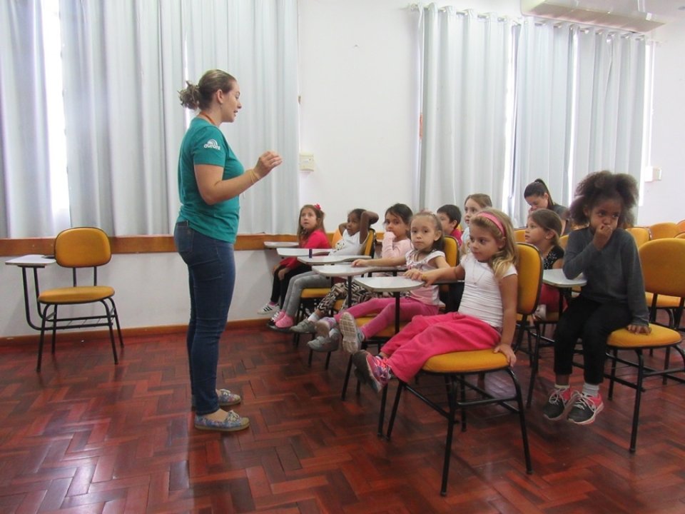 Educação ambiental atende escolas e instituição no Rio Grande do Sul