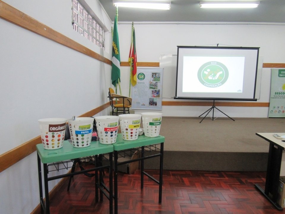 Educação ambiental atende escolas e instituição no Rio Grande do Sul