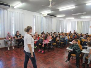 Educação ambiental atende escolas e instituição no Rio Grande do Sul