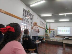 Educação ambiental atende escolas e instituição no Rio Grande do Sul