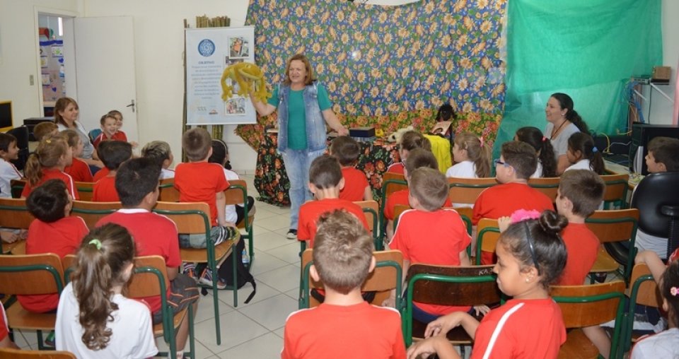 Roda de Leitura realiza atividade na escola Augusto Colatto em Xanxerê/SC
