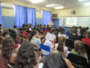 Alunos da EMEF Alfredo Juliano visitam aterro sanitário em Sapucaia do Sul/RS
