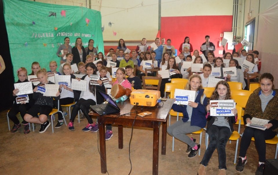 Programa Eco Cooperação realiza ação em Saudades/SC