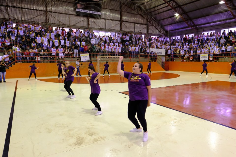 Programa Vozes do Corpo realiza flashmobs em eventos comemorativos dos 50 anos Aurora