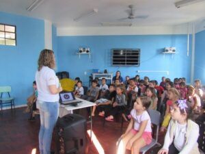 Educação ambiental na EMEB Alberto Santos Dumont em Sapucaia do Sul/RS