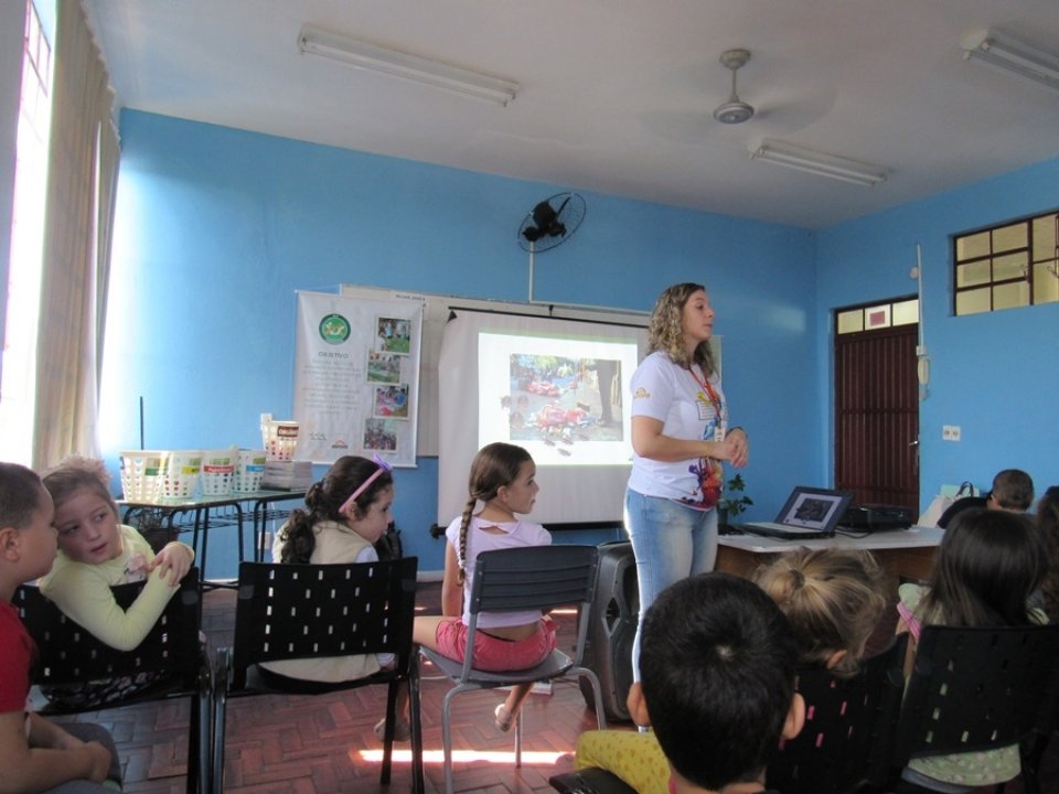 Educação ambiental na EMEB Alberto Santos Dumont em Sapucaia do Sul/RS