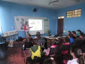 Educação ambiental na EMEB Alberto Santos Dumont em Sapucaia do Sul/RS