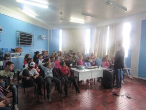 Educação ambiental na EMEB Alberto Santos Dumont em Sapucaia do Sul/RS