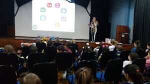 Alunos de Capinzal/SC recebem sensibilização sobre educação ambiental