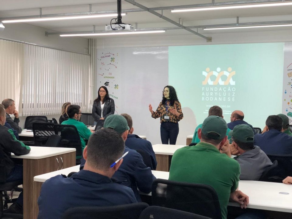 Atitude Agora realiza sensibilização e vivências em divulgação ao workshop Viva as Diferenças