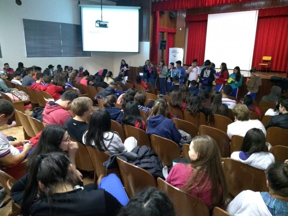 Contação de Histórias realiza ação em escolas de Capinzal/SC
