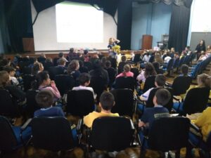 Contação de Histórias realiza ação em escolas de Capinzal/SC