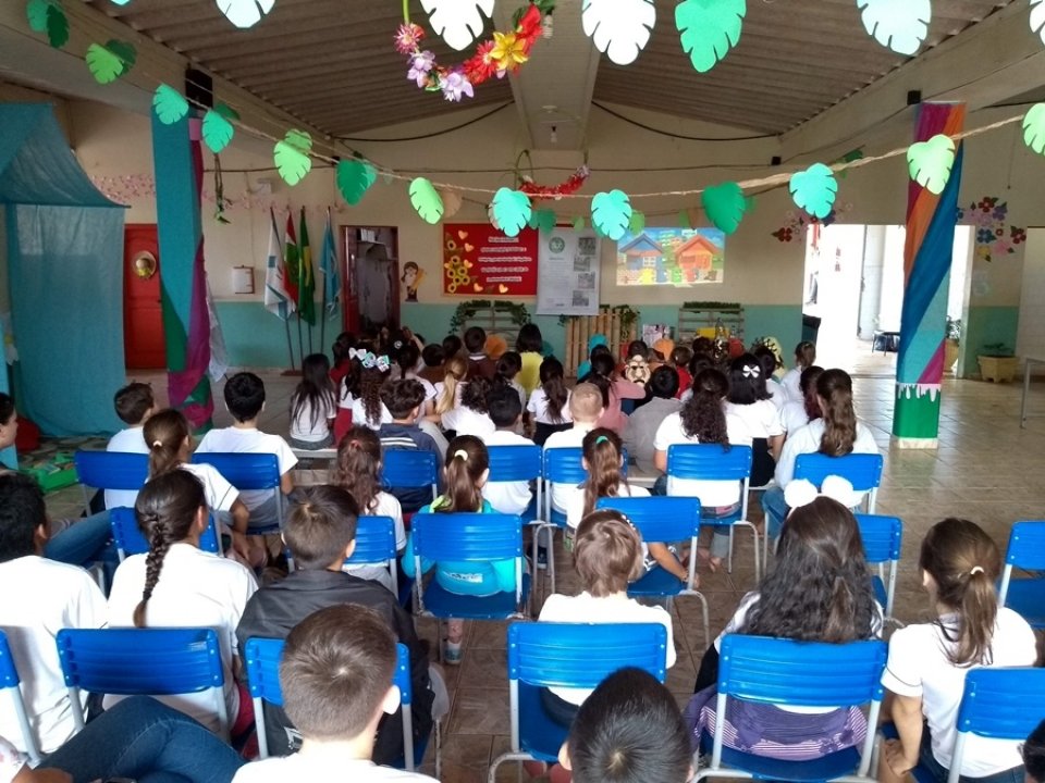 Eco Cooperação leva educação ambiental para estudantes da rede pública em Palmitos/SC