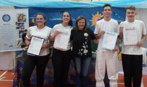 Programa Roda de Leitura participa de evento em escolas do município de Palmitos/SC