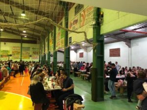 Voluntários do programa Amigo Energia participam de Macarronada Beneficente