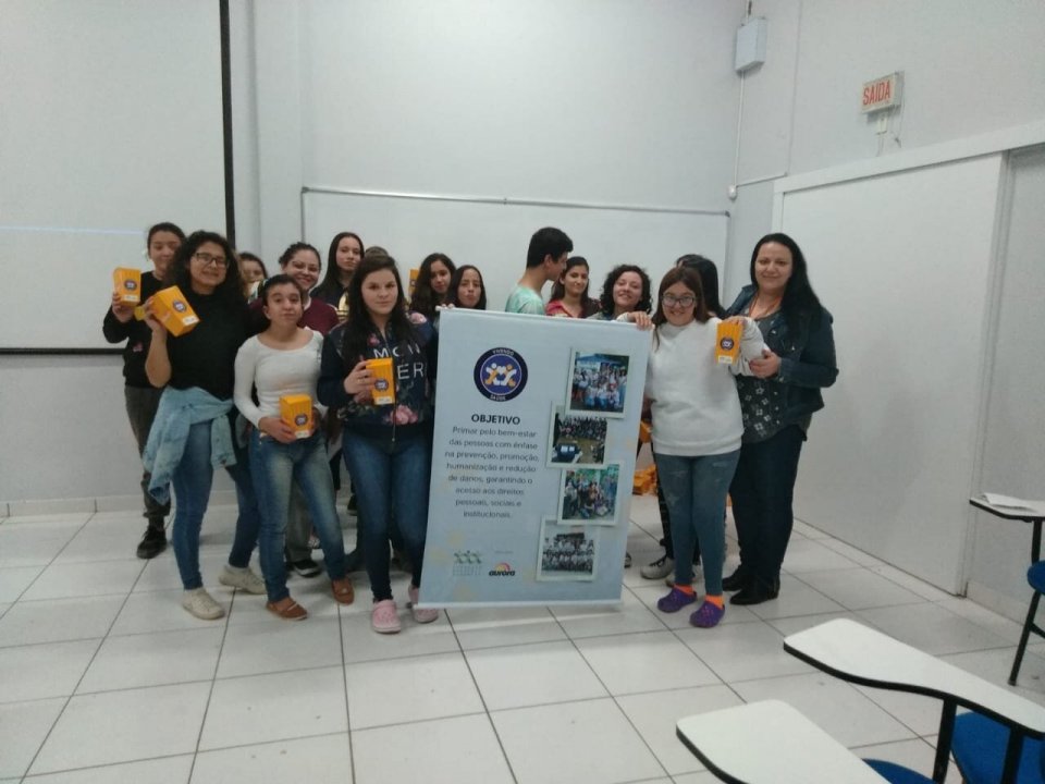 Incubatório Chapecó promove Cinema da Prevenção e atende mais de 180 adolescentes