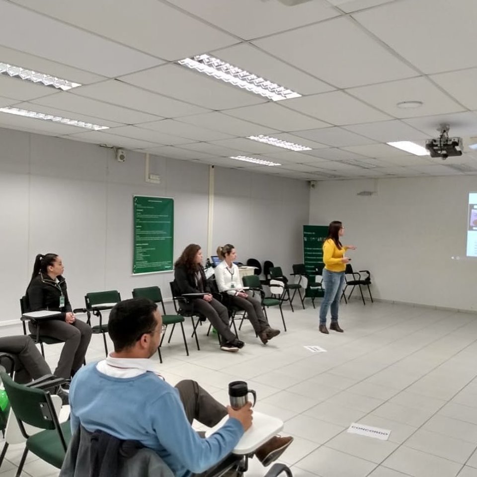 Atitude Agora promove atividade na UNIMED em Chapecó