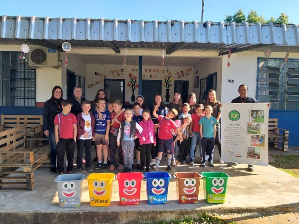 Voluntários de Cunha Porã realizam ação no Serviço de Convivência e Fortalecimento de Vínculos