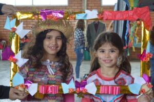 Programa Vozes do Corpo realiza Festa Julina para alunos