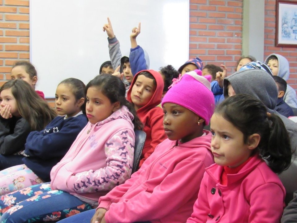 Eco Cooperação realiza ações em escolas e associações na região metropolitana de Porto Alegre