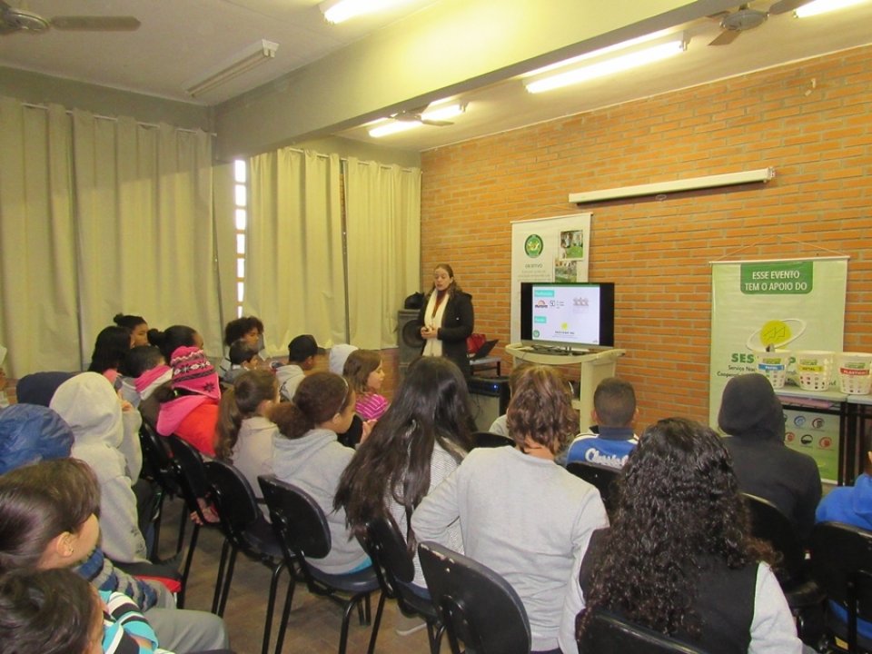 Eco Cooperação realiza ações em escolas e associações na região metropolitana de Porto Alegre