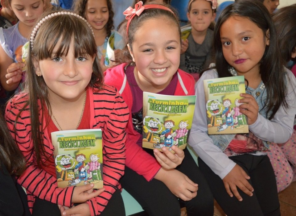 Eco Cooperação atende escolas em Chapecó/SC