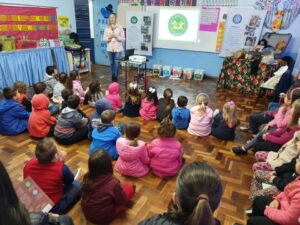 Eco Cooperação atende escolas em Chapecó/SC