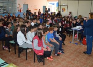 Escola Hebert de Souza recebe programa Roda de Leitura