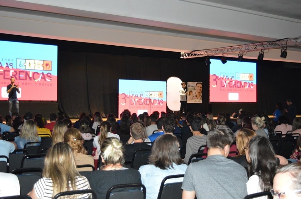 3º Workshop Viva as Diferenças leva mais de 2300 pessoas ao Centro de Eventos em Chapecó