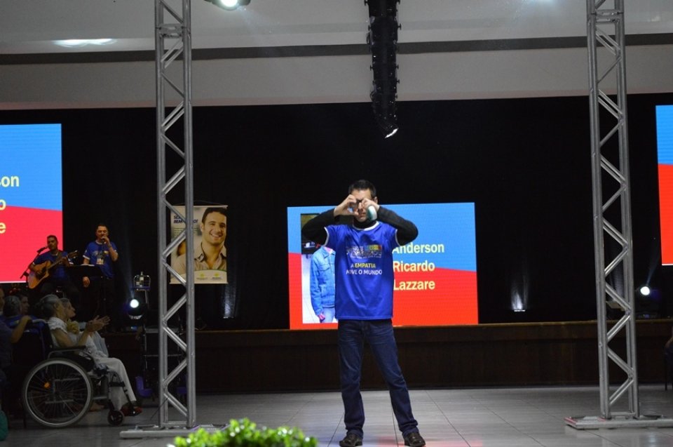 Desfile Inclusivo leva emoção e superação para a passarela do 3º Workshop Viva as Diferenças