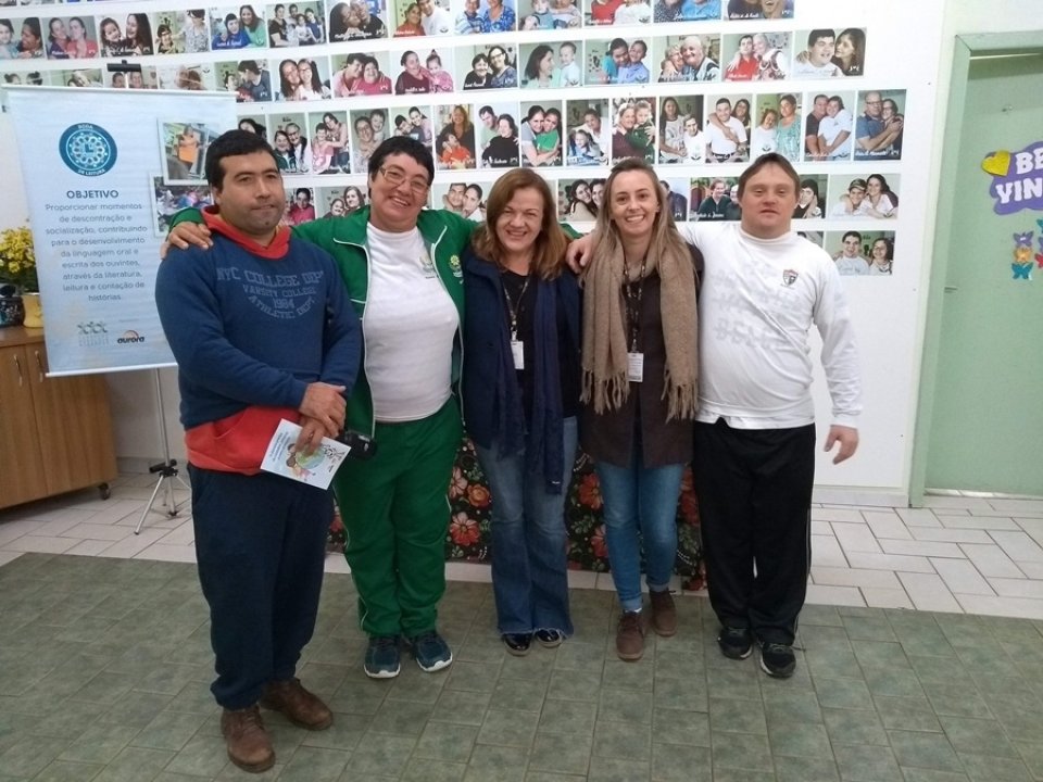 Eco Cooperação atende APAE de Xaxim e escolas em São Miguel do Oeste