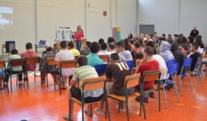 Eco Cooperação atende APAE de Xaxim e escolas em São Miguel do Oeste