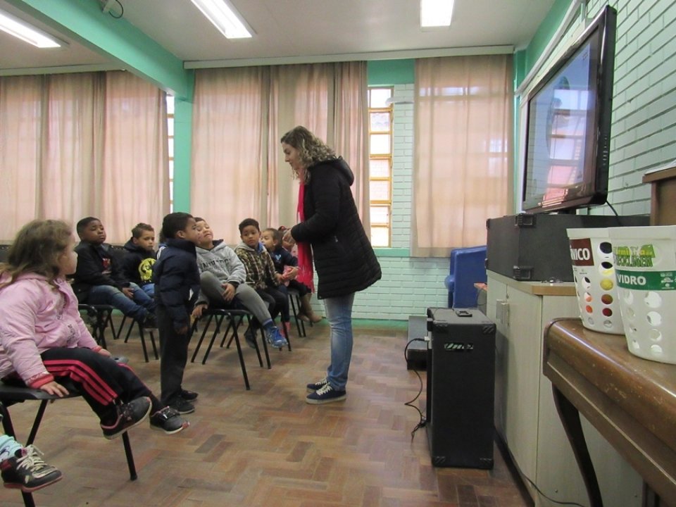 EMEF José Mariano Beck recebe programa Eco Cooperação em Porto Alegre