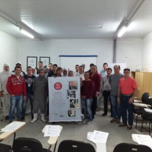 Empregados da Aurora em Erechim participam de treinamento do programa Família é Tudo