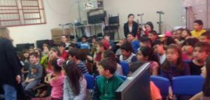 Roda de Leitura atende escolas de Chapecó