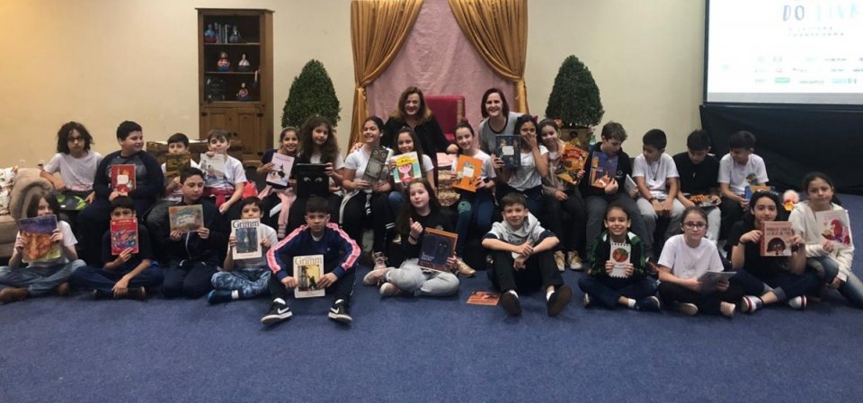 FALB participa da 3ª Feira do Livro de Chapecó