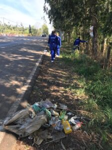 Voluntários do FAG participam da atividade em alusão ao Dia Mundial da Limpeza